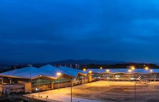 尊龙人生就是博首页案例秀|BX控制系统扮靓张家界荷花国际机场